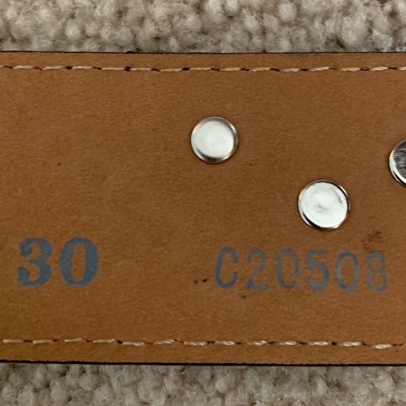 Justin Boots Brown Leather Belt with Heart Buckle - Picture 4 of 5